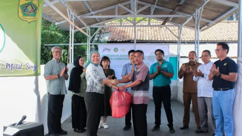 Dorong Keberlanjutan Lingkungan, Godrej Luncurkan Bank Sampah di Desa Cicadas Bogor - GenPI.co