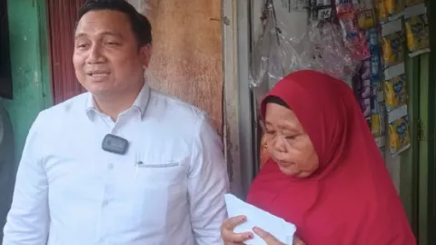 Gus Miftah Beri Uang Puluhan Juta ke Istri Pertama Pak Tarno - GenPI.co