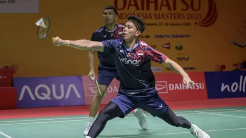 Tampil Solid, Fajar/Rian Melaju ke Semifinal Indonesia Masters 2025 - GenPI.co