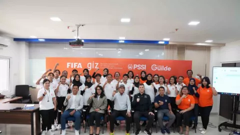 Dukung Sepak Bola Putri, PSSI Beri Beasiswa Kursus Kepelatihan untuk 25 Wanita - GenPI.co
