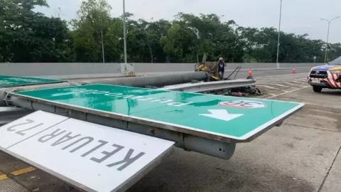 Bus Brimob Angkut Siswa SMAN 1 Porong Kecelakaan di Tol Purwodadi, 2 Orang Meninggal - GenPI.co