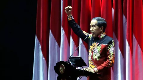 Rocky Gerung: Dulu Jokowi Ejek Hambalang, IKN Kini Terancam Mangkrak - GenPI.co