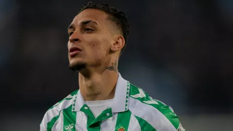 Mulai Cocok, Real Betis Ingin Mempermanenkan Antony dari Manchester United - GenPI.co