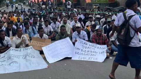 Tolak Makan Bergizi Gratis, Pelajar di Wamena: Kami Ingin Dibiayai Sekolah - GenPI.co