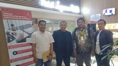 Eks Staf Anggota DPD RI Laporkan Senator RAA ke KPK soal Dugaan Suap - GenPI.co