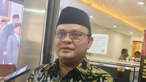 Kades Segarajaya Diperiksa Bareskrim Polri Terkait Kasus Pagar Laut Bekasi - GenPI.co