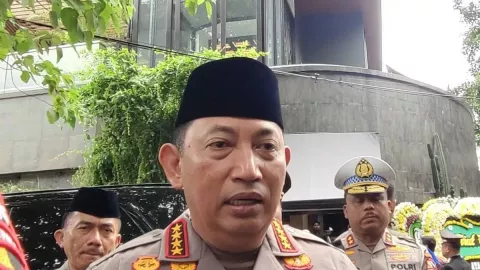 Viral Lagu Bayar Bayar Bayar Sindir Polisi, Kapolri Buka Suara - GenPI.co