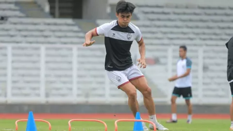 Puasa dan Sepak Bola Jalan Terus, Pemain PSM Makassar Tetap Fokus di Lapangan - GenPI.co