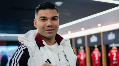 AC Milan Jadi Destinasi Casemiro jika Dijual Manchester United - GenPI.co