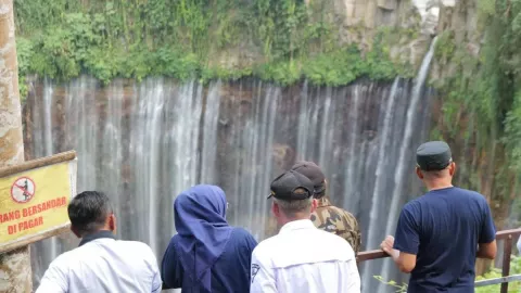 Wisata Tumpak Sewu dan Grojogan Sewu Ditutup Sementara, Bupati Lumajang Beber Alasannya - GenPI.co