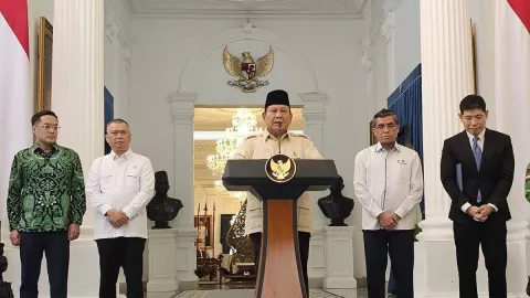 Presiden Prabowo Minta THR Pekerja Swasta BUMN dan BUMD Wajib Cair H-7 Lebaran - GenPI.co