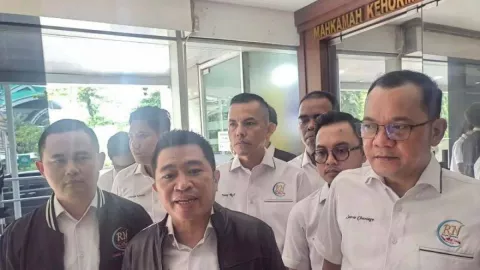 Laporkan Deddy Sitorus PDIP ke MKD, Rampai Nusantara: Framing Jahat ke Jokowi - GenPI.co