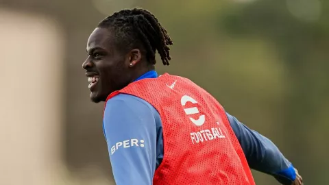 Yann Bisseck, Bek Tangguh Inter Milan Calon Pemain Manchester United - GenPI.co