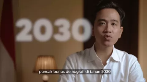 Gibran Diminta Setop Bikin Monolog YouTube, Pengamat: Mending Bagi-Bagi Susu - GenPI.co