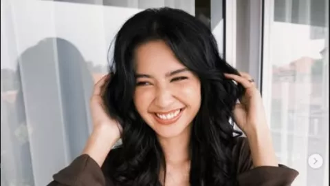 Rilis Lagu Baru, Mikha Tambayong Kesulitan Atur Waktu - GenPI.co