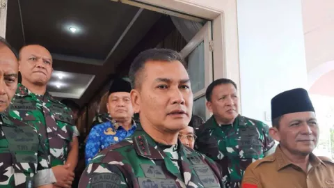 Pembatalan Mutasi Putra Try Sutrisno, Pengamat Militer: Ada Potensi Matahari Kembar - GenPI.co