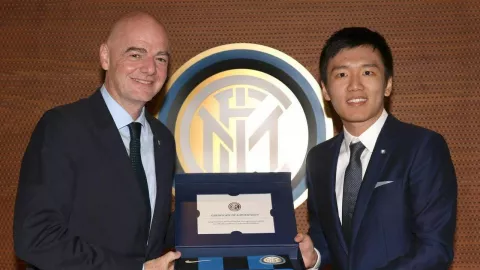Presiden FIFA Dukung Inter Milan Jelang Lawan Barcelona di Liga Champions - GenPI.co