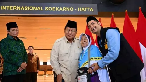 Minta Kabinet Cari Solusi Kurangi Biaya Haji, Prabowo: Kalau Bisa Lebih Murah dari Malaysia - GenPI.co