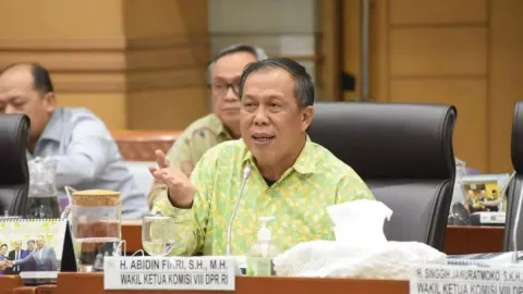Wacana Pemberian Gelar Pahlawan ke Soeharto, Abidin Fikri: Bisa Mencederai Keadilan - GenPI.co