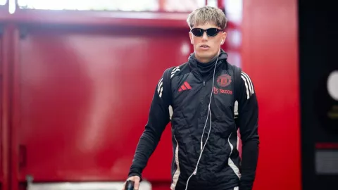 Paul Scholes Minta Manchester United Jangan Jual Alejandro Garnacho - GenPI.co