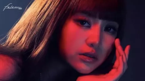Dendam Malam Kelam, Lagu Baru Ghea Indrawari Sangat Gelap - GenPI.co