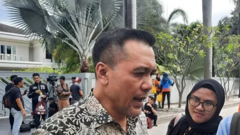Stafsus Pramono Anung Sindir Janji Dedi Mulyadi Beri Rp 10 Juta per Keluarga, Salah Hitung - GenPI.co