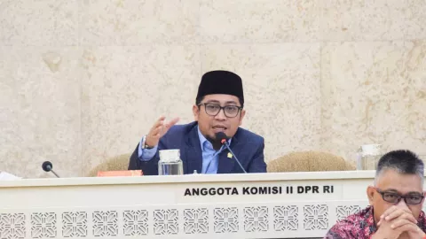 Tak Banyak Kontribusi untuk PAD, BUMD Ditata Ulang DPR RI dan Pemerintah - GenPI.co