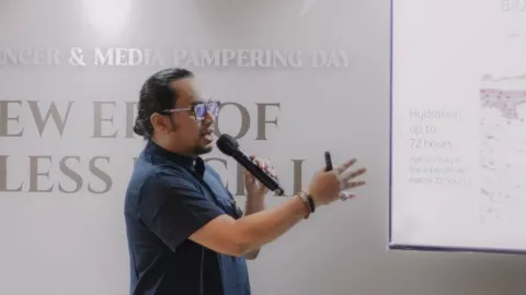 Diamond Glow, Perawatan Wajah Tanpa Sakit dari Amala Clinic - GenPI.co