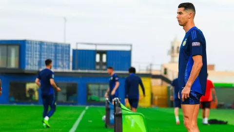 Jika Ingin Cristiano Ronaldo Bertahan, Al Nassr Harus Jual 5 Pemainnya - GenPI.co