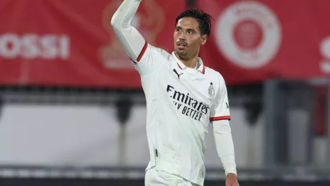 AC Milan Terpuruk, Tijjani Reijnders Pilih Pergi ke Real Madrid - GenPI.co