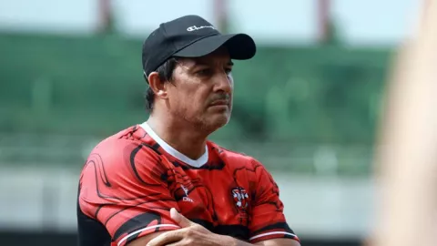 Madura United Selamat dari Jurang Degradasi, Alfredo Vera Masuk Nominasi Pelatih Terbaik - GenPI.co