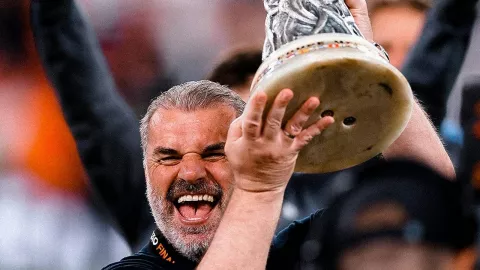 Bawa Tottenham Hotspur Juara Liga Europa, Ange Postecoglou: Saya Ingin Bertahan - GenPI.co