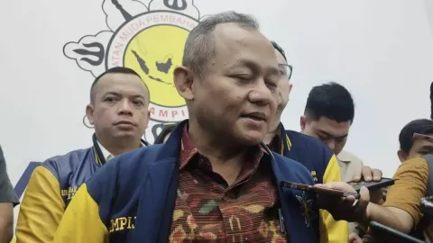 Golkar Khawatir Negara Tak Sanggup Bayar soal Biaya SD dan SMP Digratiskan - GenPI.co