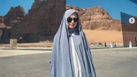 Kimberly Ryder Stres Batal Naik Haji, Akhirnya Ikhlas - GenPI.co