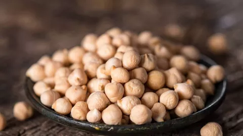 Kacang Arab Bisa Jaga Kesehatan Usus, Bantu Lawan Sembelit - GenPI.co