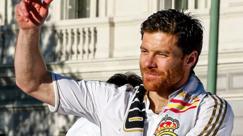 Xabi Alonso Revolusi Taktik di Real Madrid: Tinggalkan 3 Bek, Balik ke 4-3-3 - GenPI.co