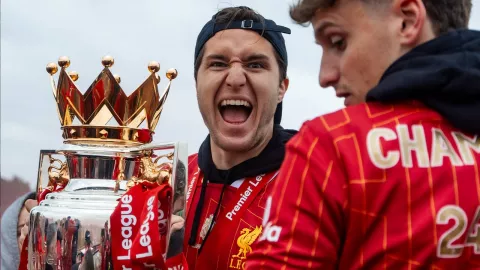 Jarang Main di Liverpool, Federico Chiesa Masuk Radar Atletico Madrid - GenPI.co