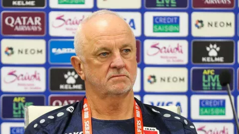 Lawan Timnas Indonesia, Pelatih Irak Mengungsi ke Hotel Milter - GenPI.co
