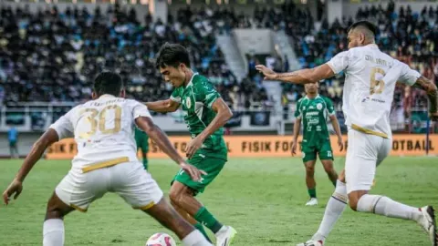 Tambal Kekurangan, Madura United Gaet Alesandro Nimo dan Paulo Sitanggang - GenPI.co