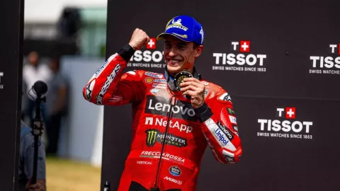 Jorge Lorenzo: Marc Marquez Pembalap Terbaik di MotoGP 2025 - GenPI.co
