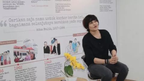 Jalankan Wasiat, Mita The Virgin Makamkan Ibunya 1 Liang dengan Anak - GenPI.co