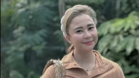 Kronologis Chikita Meidy KDRT ke Suami, Lempar Botol Skincare, Kena Kepala - GenPI.co