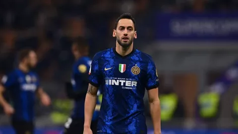 Presiden Inter Milan Buka Suara soal Hakan Calhanoglu: Belum Minta Hengkang - GenPI.co