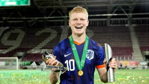 Takut Ditikung Barcelona, Real Madrid Percepat Transfer Kees Smit - GenPI.co