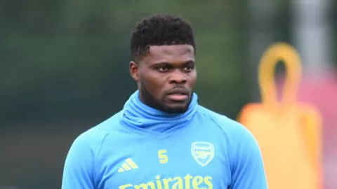 Kontrak di Arsenal Berakhir, Thomas Partey Didakwa 5 Kasus Pemerkosaan - GenPI.co