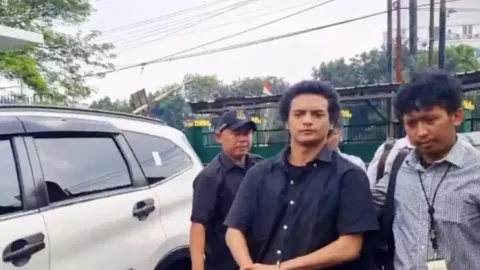 Kuasa Hukum: Vadel Lebih Gemuk, Ibadahnya Juga Bagus - GenPI.co