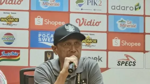 Liga Indonesia All-Star Dibantai Oxford United, Rahmad Darmawan: Pemain Gugup - GenPI.co