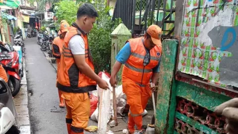 Banyak Sarjana Lamar Petugas PPSU, Isu Minim Lapangan Kerja Dibantah Pramono Anung - GenPI.co