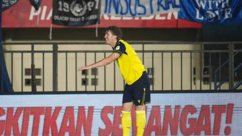 Ole Romeny Cedera di Piala Presiden 2025, Oxford United Tak Terima - GenPI.co