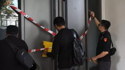 Riza Chalid Diburu Kejagung di Singapura, Diduga Intervensi Proyek Terminal BBM Merak - GenPI.co